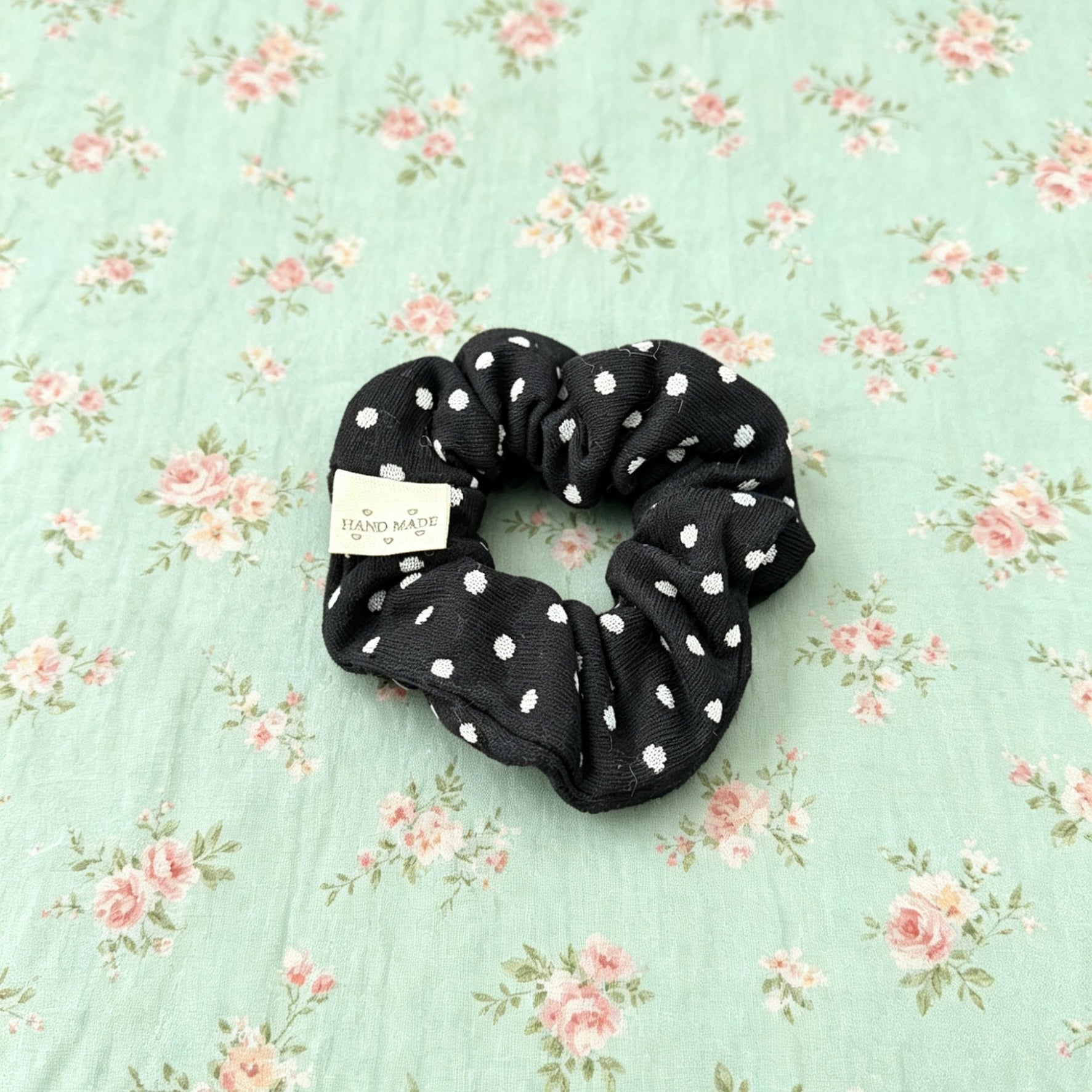White Polka Dot Black Hair Tie｜白色波点黑色发圈