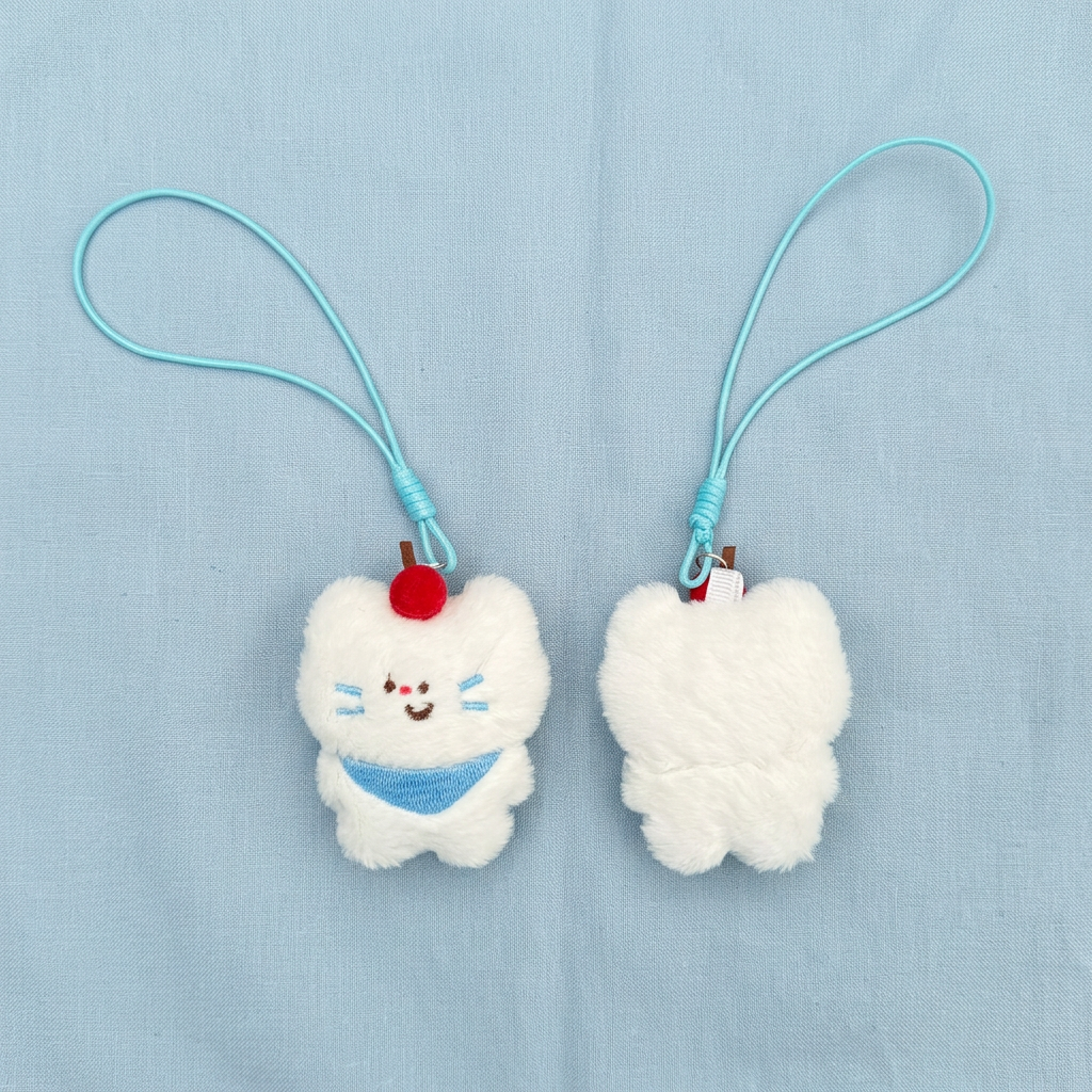 Cool Cherry Cat Keychain｜很拽的樱桃小猫挂件