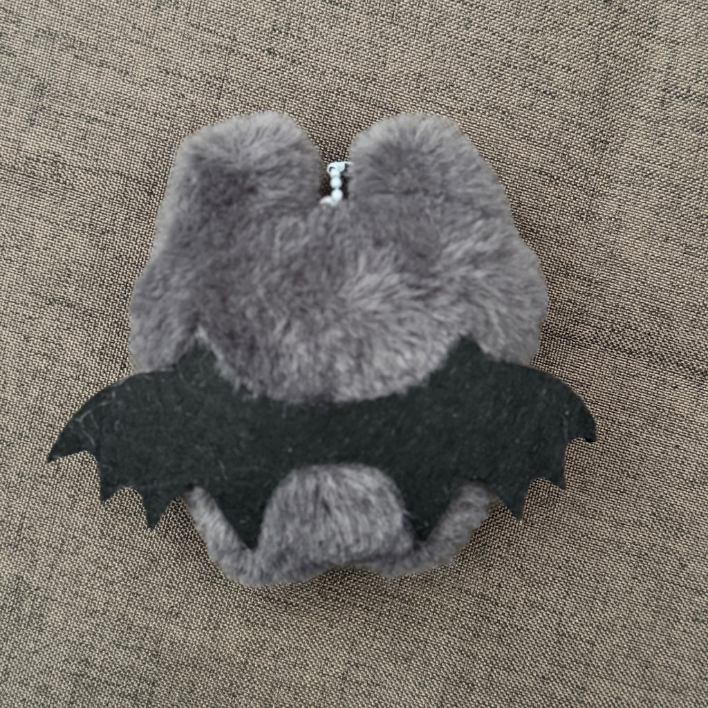 Happy Bat Keychain｜开心的蝙蝠挂件