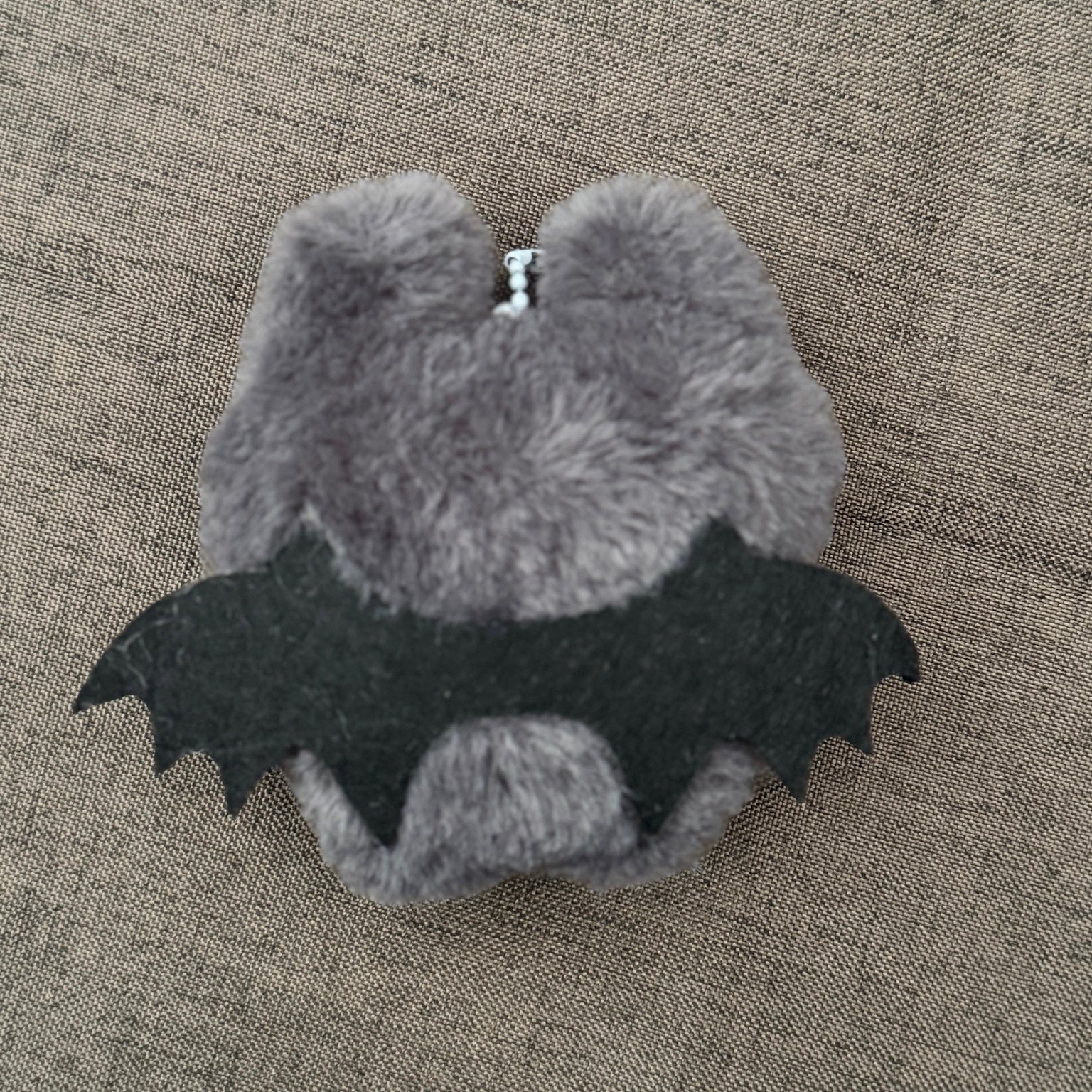 Happy Bat Keychain｜开心的蝙蝠挂件