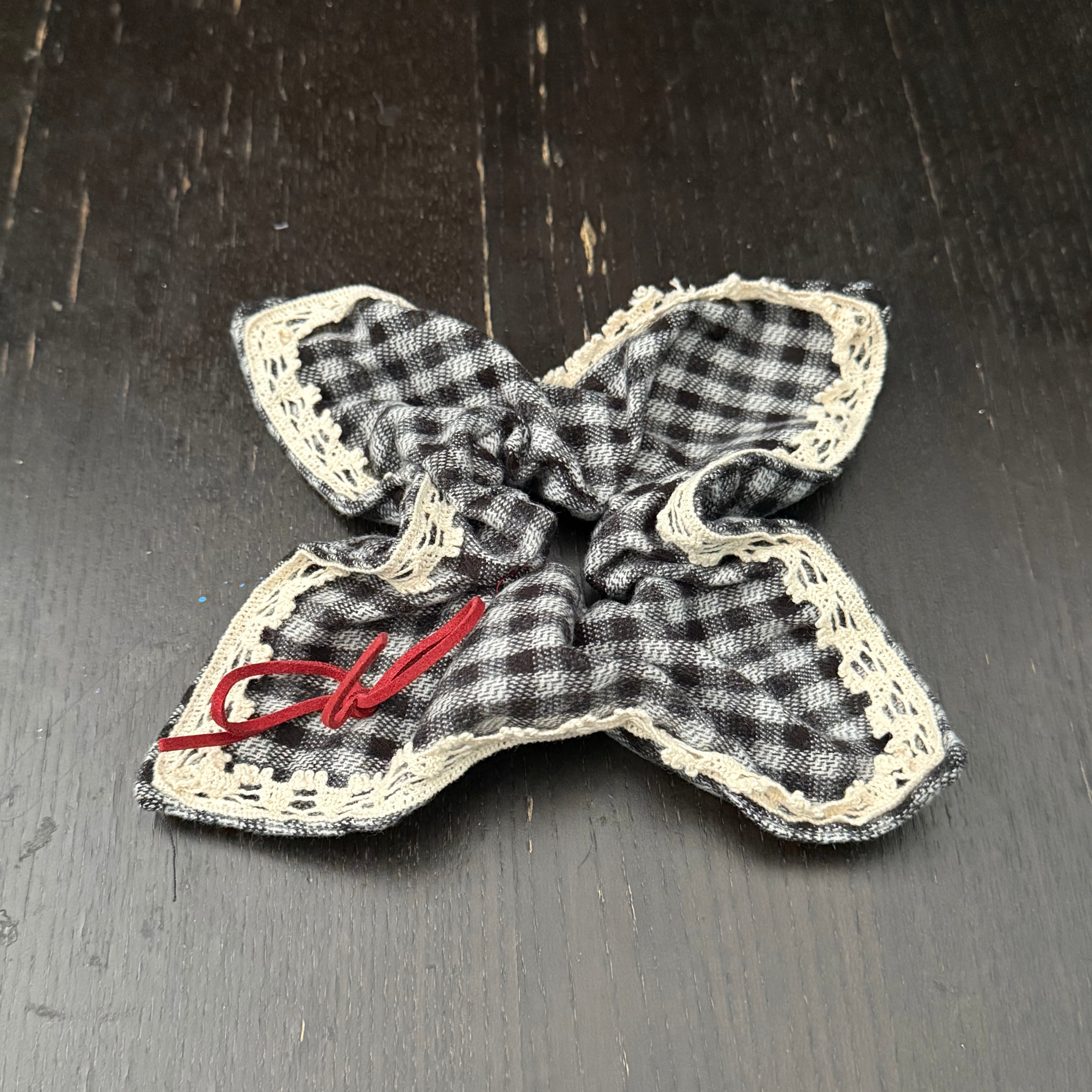 Red Bow Black & White Hair Tie｜红色蝴蝶结黑白格发圈