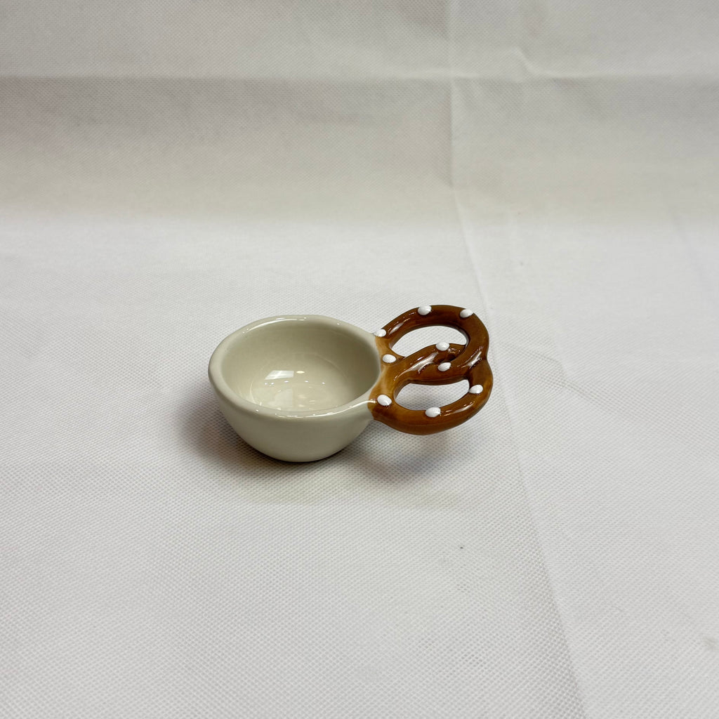 Burnt Pretzel Sauce Dish｜烧焦的碱水结酱料碟