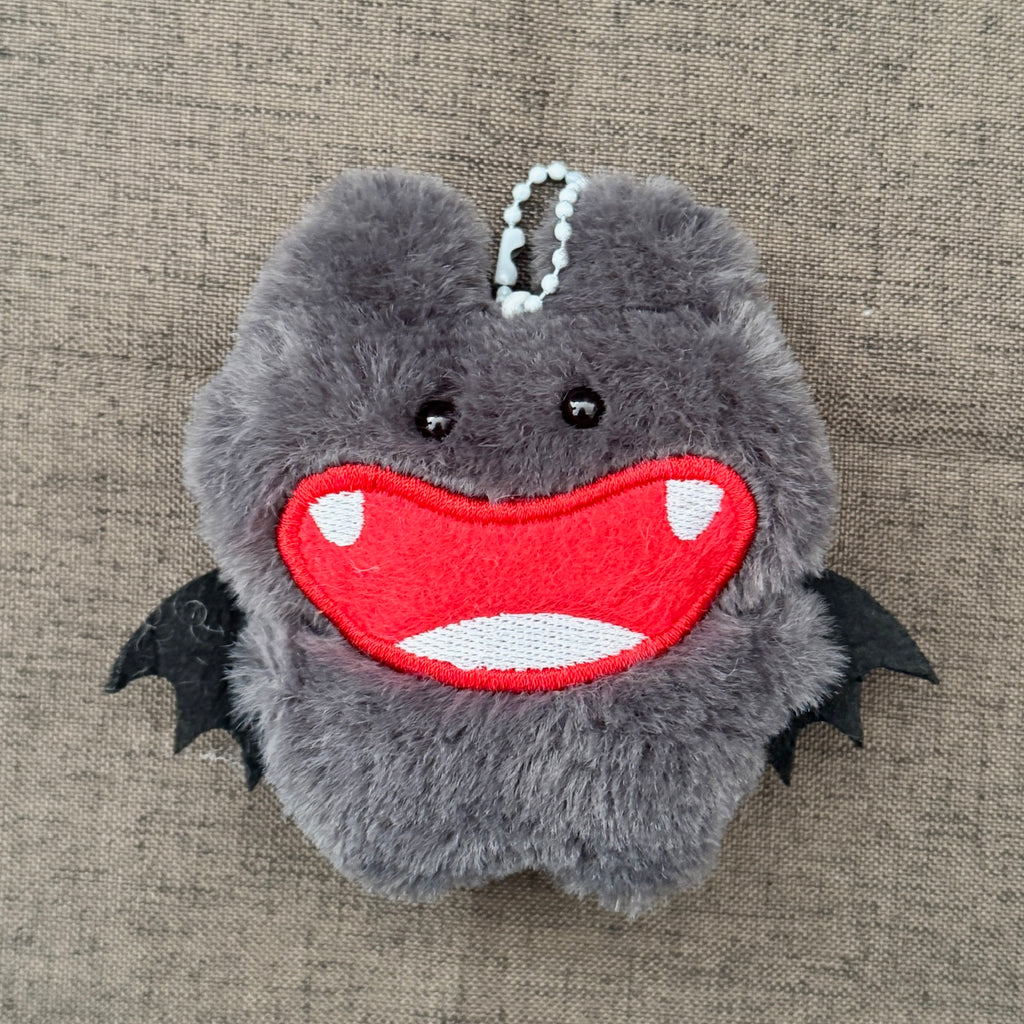 Happy Bat Keychain｜开心的蝙蝠挂件