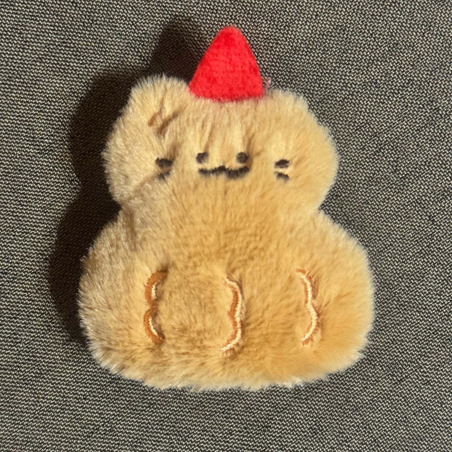 Party Hat Peanut Cat Keychain｜带派对帽的花生猫挂件