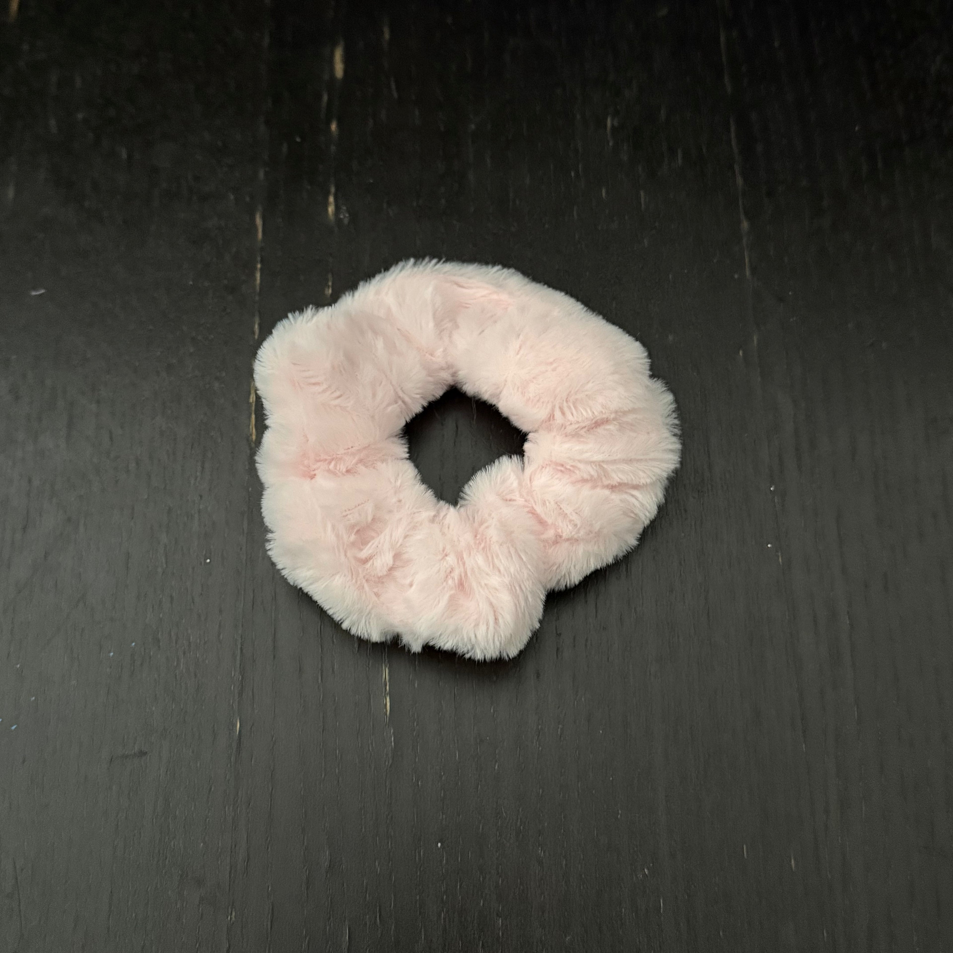 Fluffy Pink Hair Tie｜毛茸茸的粉色发圈