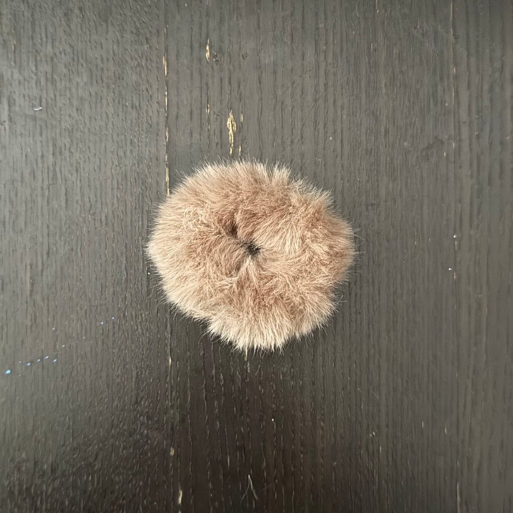 Fluffy Brown Hair Tie｜毛茸茸的棕色发圈