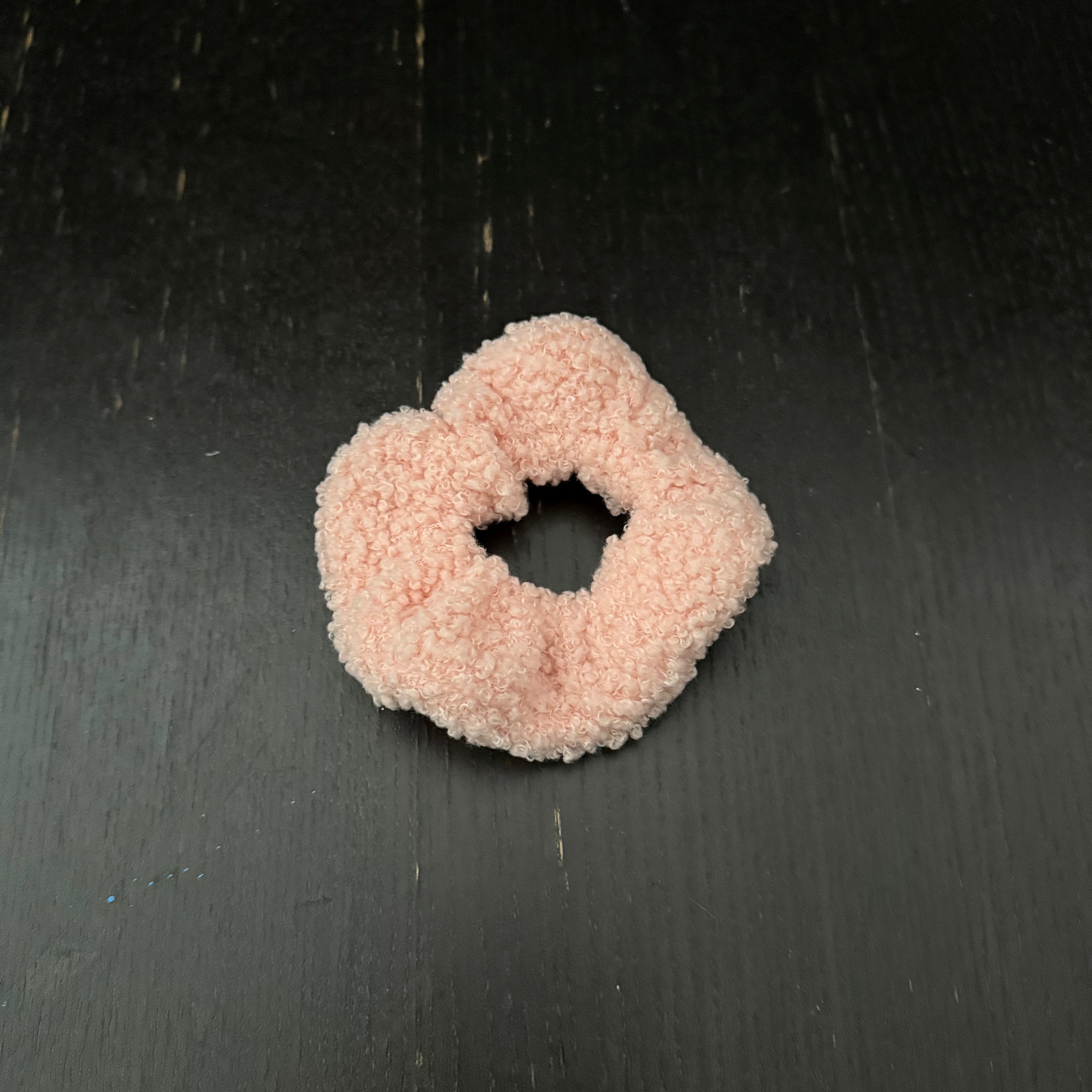 Fluffy Pink Hair Tie｜毛茸茸的粉色发圈