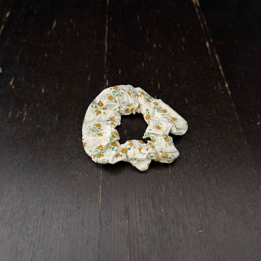 Ditsy Yellow Floral Hair Tie｜黄色碎花发圈