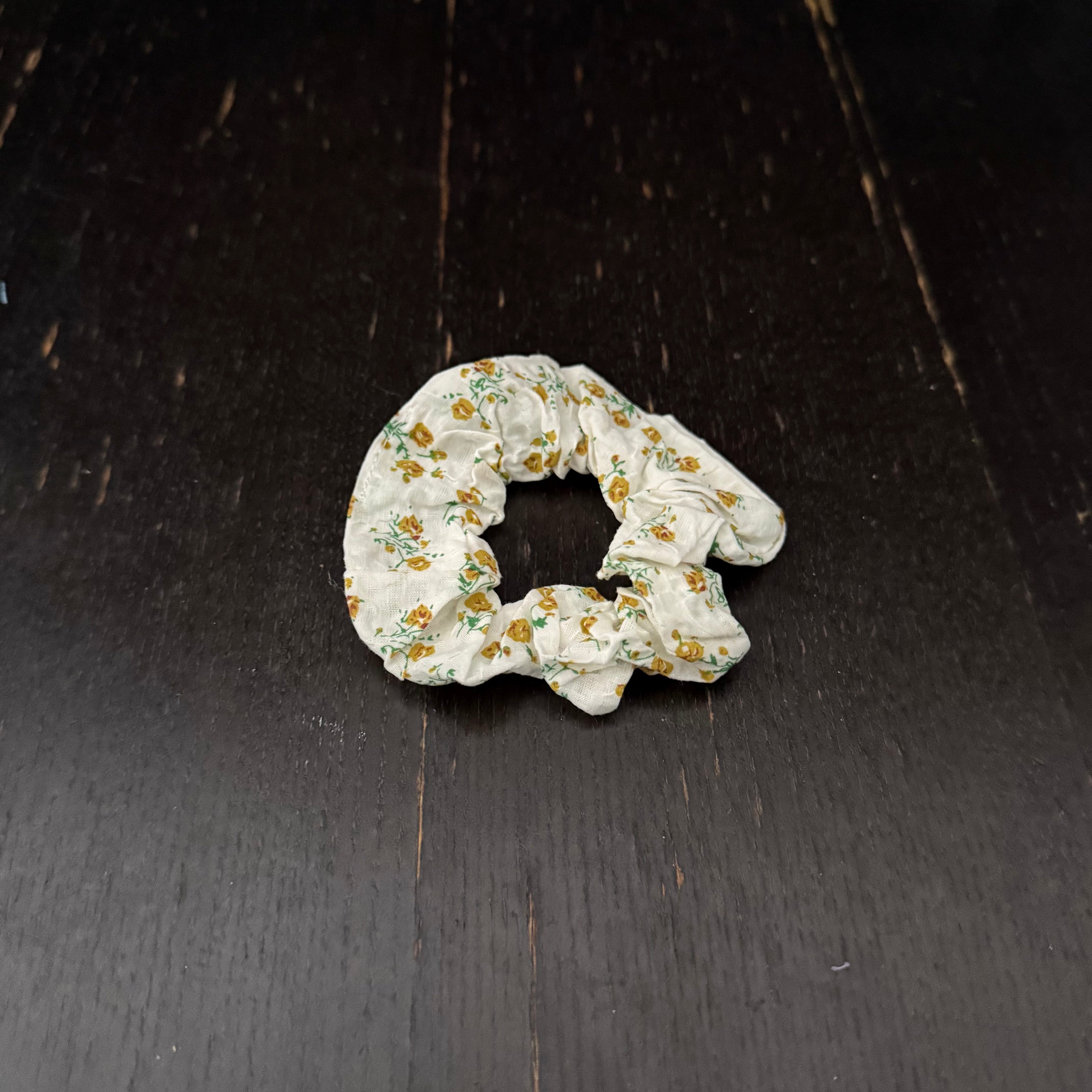 Ditsy Yellow Floral Hair Tie｜黄色碎花发圈