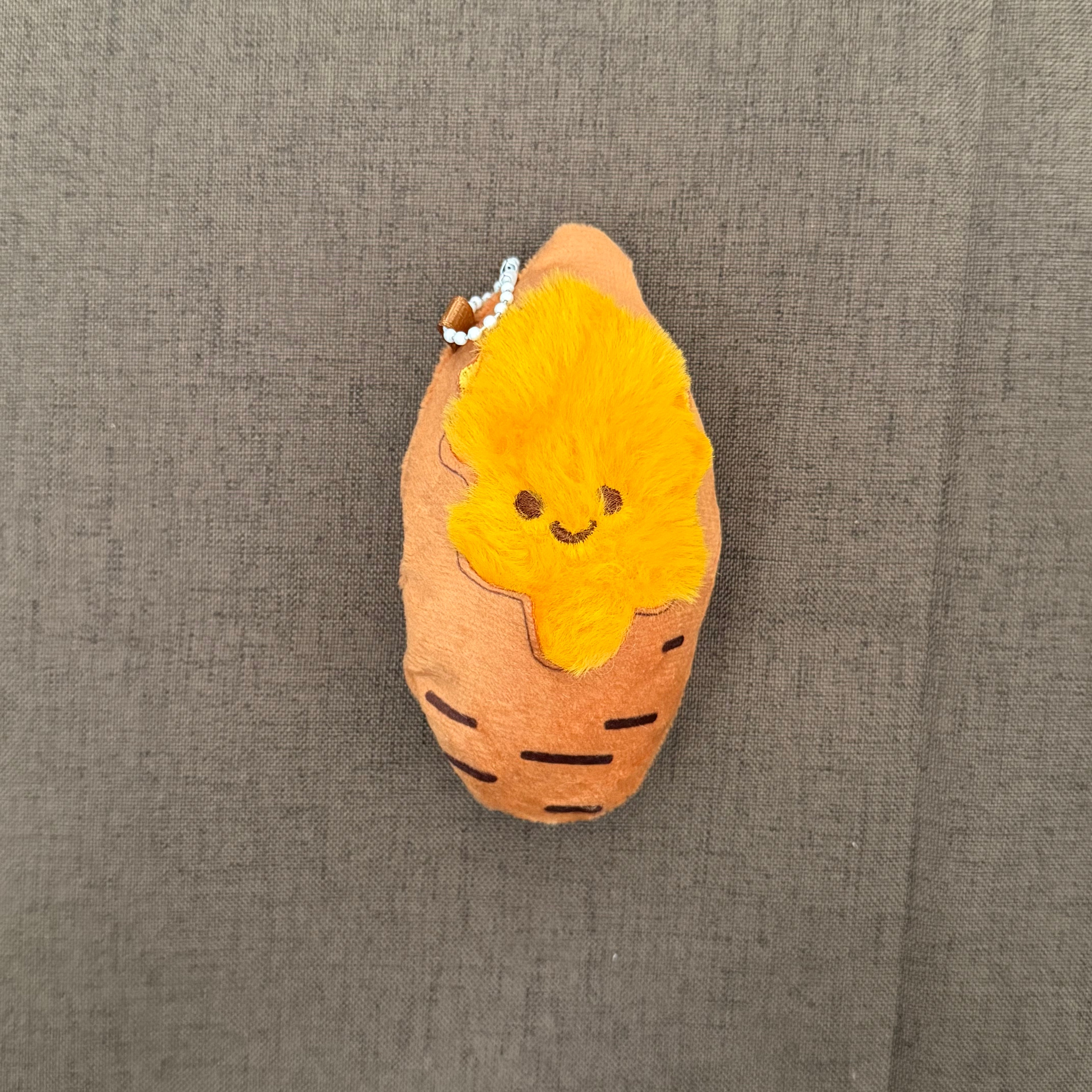 Hot Sweet Potato Keychain｜热乎乎的红薯挂件
