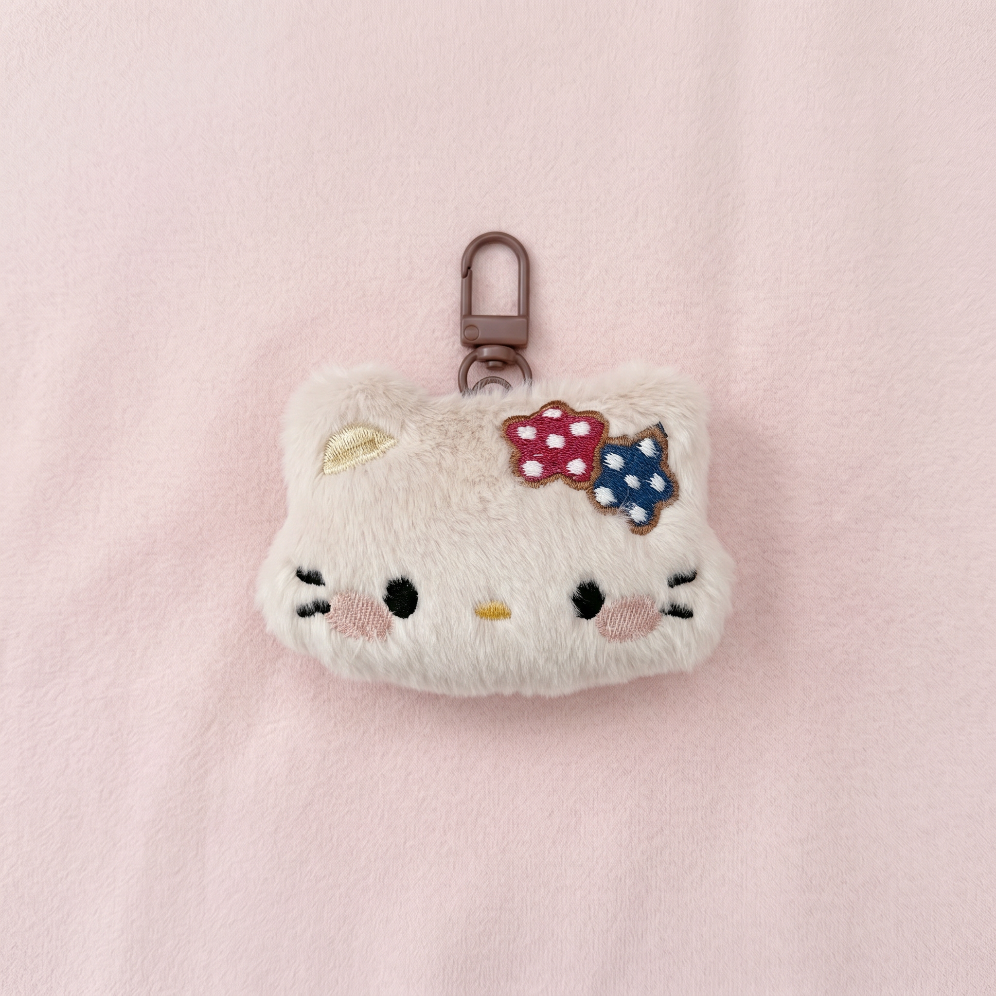 A Vintage-Style Little Cat Keychain｜复古的小猫挂件