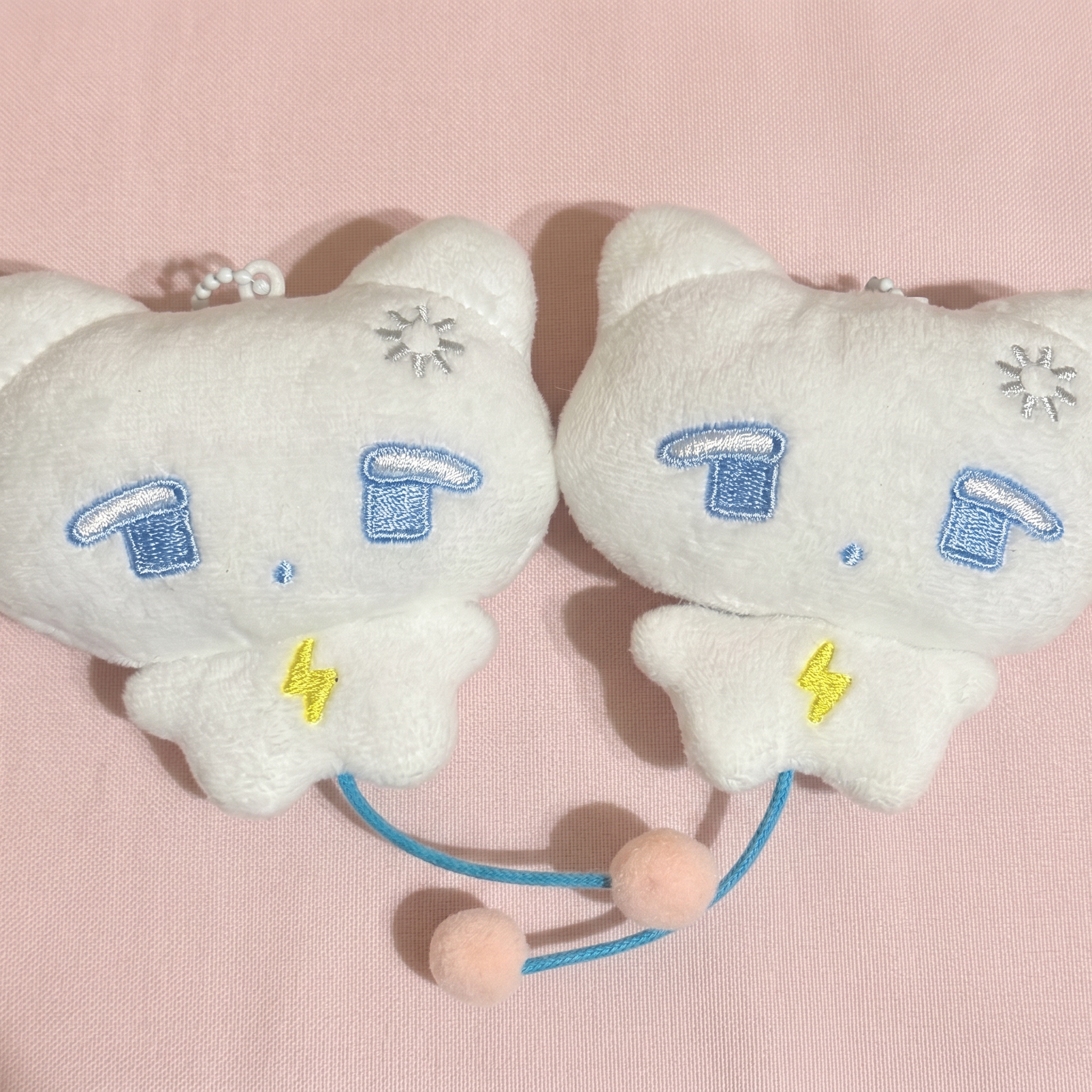 Charging Cat Keychain｜充电小猫挂件