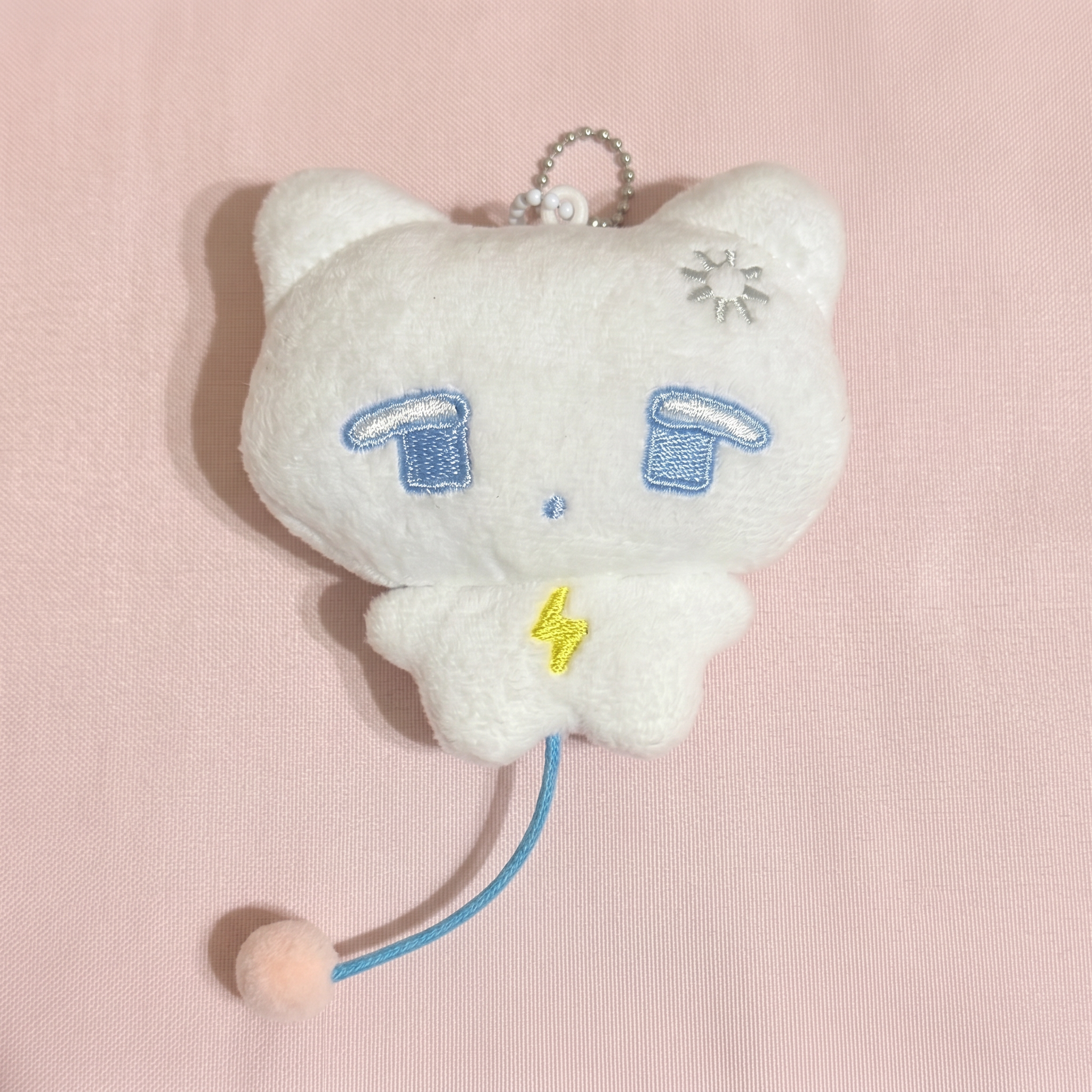 Charging Cat Keychain｜充电小猫挂件