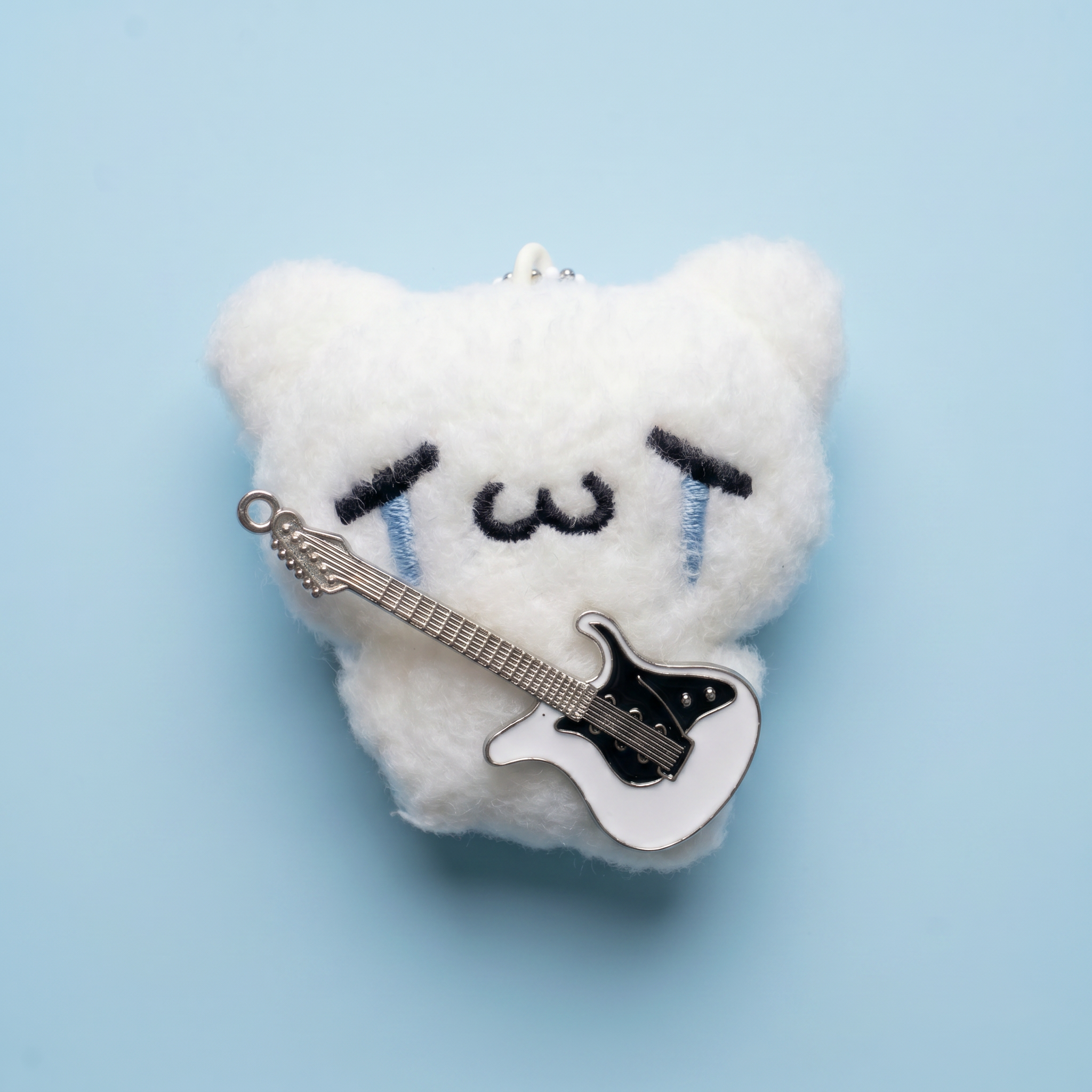 Crying Guitar Dog Keychain｜哭泣的吉他小狗挂件