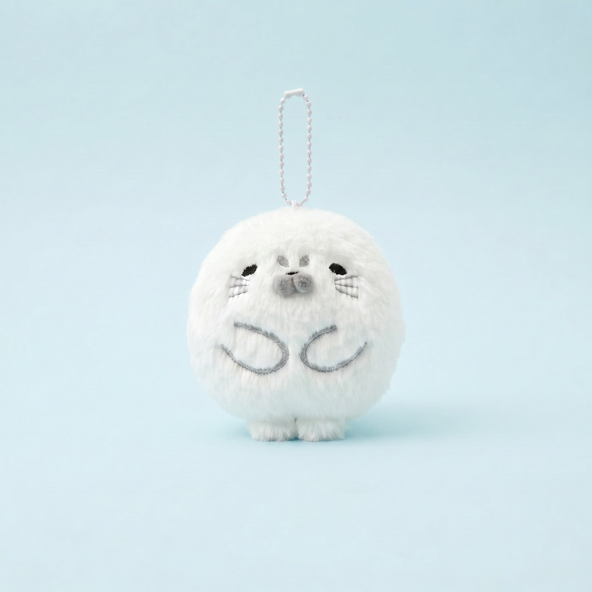 Serious White Seal Keychain｜严肃的白色海豹挂件
